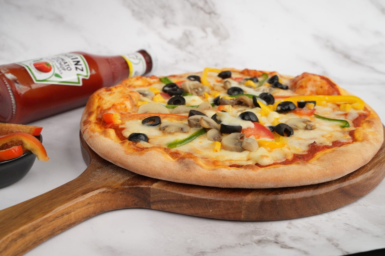 Vegetable Pizza (Medium)